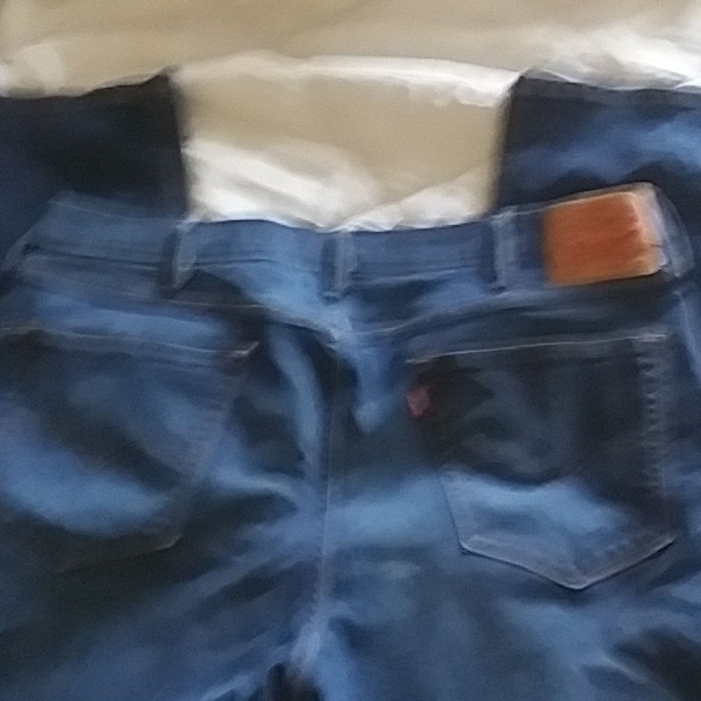 541 Levi Jeans size 40" 32" mens